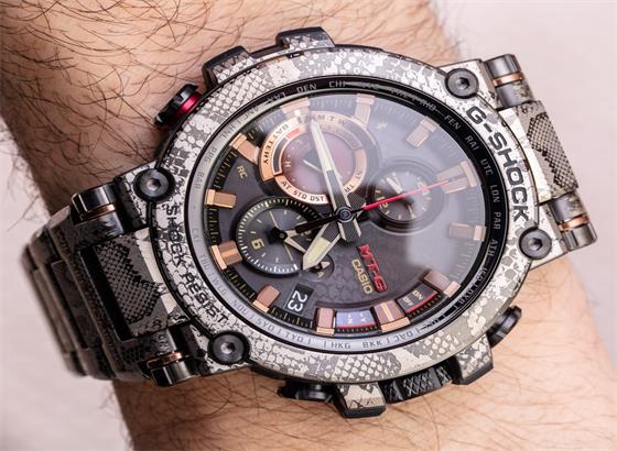 卡西欧G-Shock MT-G“野生动物大有可为”蟒蛇纹金属手表