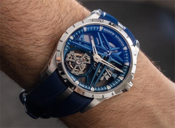 罗杰杜彼 Excalibur Tourbillon Cobalt Watch